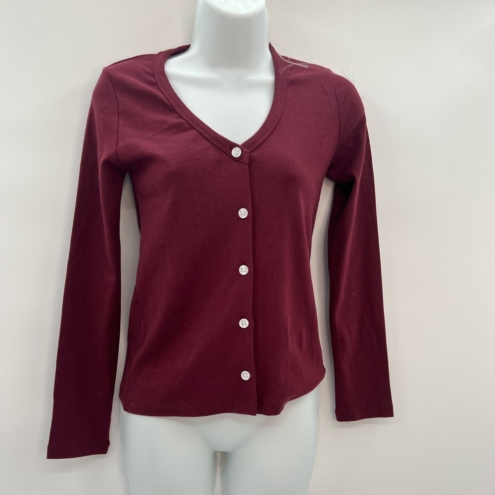 Lipadi Women's Classic Button Down Long Sleeve V-Neck Soft Knit Sweater - Size S